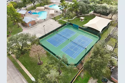 13302 Wells River Drive, Houston, TX 77041 - Photo 31