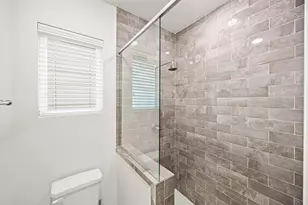 719 Leverkuhn St, Houston, TX 77007 - Photo 9