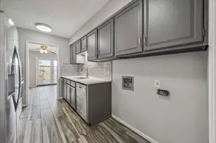 14507 Misty Meadow Ln, Houston, TX 77079 - Photo 19