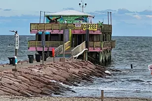 7508 Stewart Rd, Galveston, TX 77551 - Photo 39