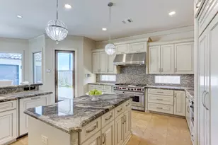 3749 Olympia Dr, Houston, TX 77019 - Photo 13