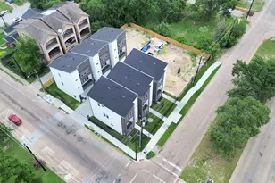 4804 Elysian St, Houston, TX 77009 - Photo 39