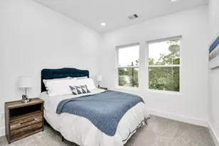 4804 Elysian St, Houston, TX 77009 - Photo 35