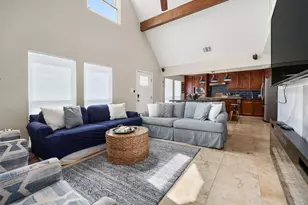 22113 Yoakum Dr, Galveston, TX 77554 - Photo 11