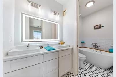 13 Caravelle Court, Galveston, TX 77554 - Photo 15