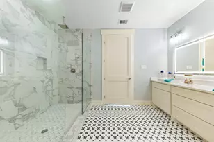 13 Caravelle Ct, Galveston, TX 77554 - Photo 17