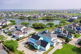 13 Caravelle Ct, Galveston, TX 77554 - Photo 45