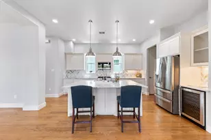 13 Caravelle Ct, Galveston, TX 77554 - Photo 3