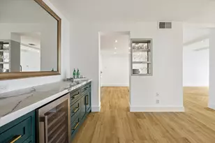 5001 Woodway Dr, Houston, TX 77056 - Photo 11