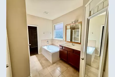 170 Black Swan Place, The Woodlands, TX 77354 - Photo 13