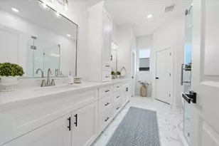2311 Creston Dr, Houston, TX 77026 - Photo 19