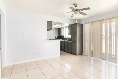 4238 Fallen Oaks Drive, Houston, TX 77091 - Photo 9