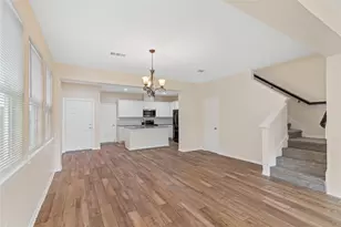2015 Harlem St, Houston, TX 77020 - Photo 9