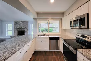 5107 Prairie Creek Dr, Houston, TX 77084 - Photo 9