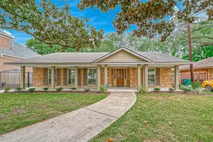 3710 Linkview Dr, Houston, TX 77025 - Photo 1