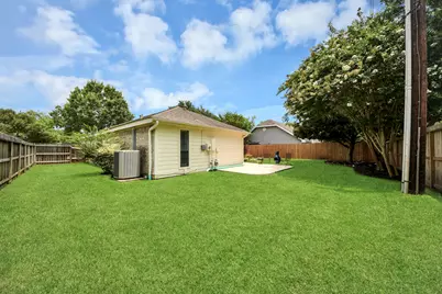 614 7th Street, Sugar Land, TX 77498 - Photo 7