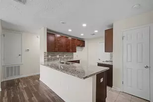 16355 La Luna Dr, Houston, TX 77083 - Photo 11
