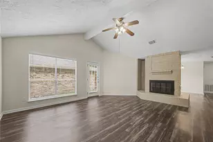 16355 La Luna Dr, Houston, TX 77083 - Photo 5