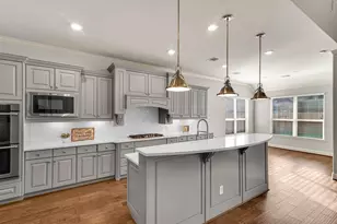 13619 Nearpoint Ln, Tomball, TX 77377 - Photo 7