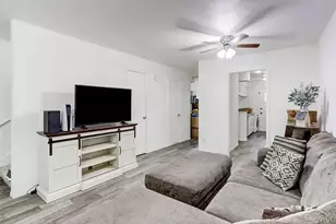 14553 Still Meadow Dr, Houston, TX 77079 - Photo 3