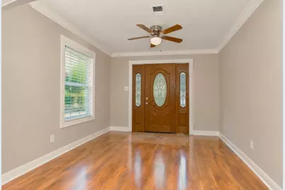 207 Smith Street, Clute, TX 77531 - Photo 3