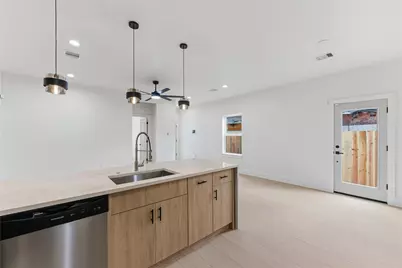 4314 Stassen Street, Houston, TX 77051 - Photo 9