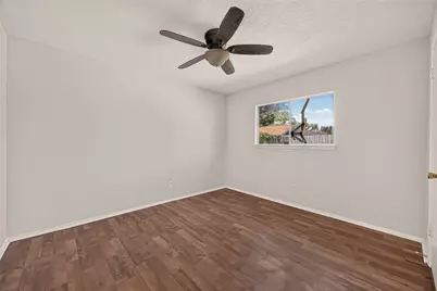 10135 Shell Rock Road, La Porte, TX 77571 - Photo 21
