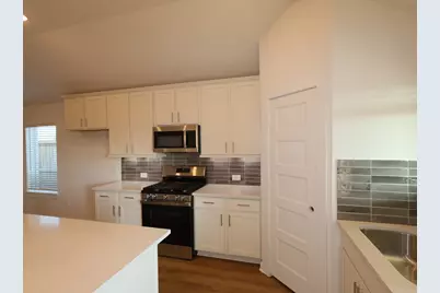 30903 Newcomb Landing Lane, Waller, TX 77484 - Photo 3