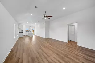 30903 Newcomb Lndg Ln, Waller, TX 77484 - Photo 25