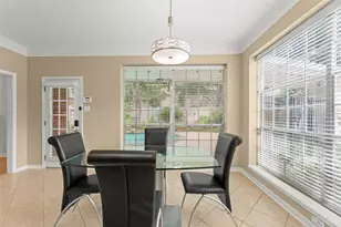 14 Sterling Ct, Sugar Land, TX 77479 - Photo 11
