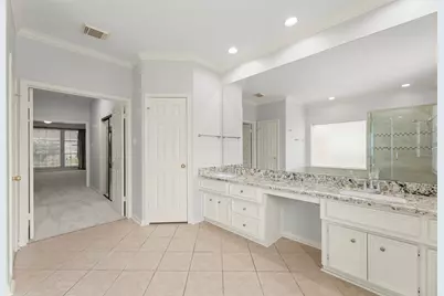 14 Sterling Court, Sugar Land, TX 77479 - Photo 13