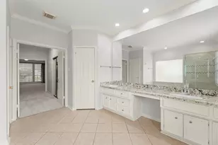 14 Sterling Ct, Sugar Land, TX 77479 - Photo 13