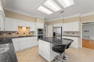 14 Sterling Ct, Sugar Land, TX 77479 - Photo 7