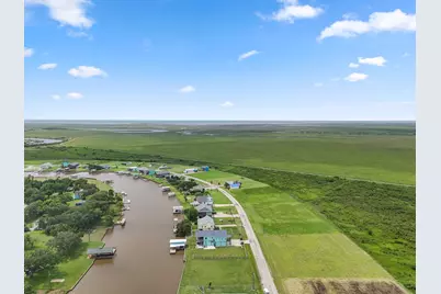 7 County Road 291 Road, Sargent, TX 77414 - Photo 9