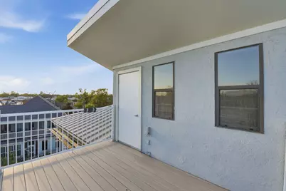 931 Alexander Street, Houston, TX 77008 - Photo 5