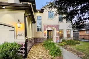 2817 Rosewood St, Houston, TX 77004 - Photo 3