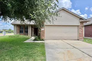 7403 Bering Landing Dr, Cypress, TX 77433 - Photo 3
