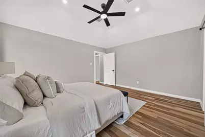 15103 Plaza Libre Drive, Houston, TX 77083 - Photo 37