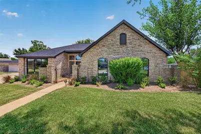 15103 Plaza Libre Drive, Houston, TX 77083 - Photo 3