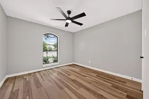 15103 Plaza Libre Dr, Houston, TX 77083 - Photo 29