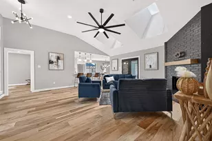 15103 Plaza Libre Dr, Houston, TX 77083 - Photo 13