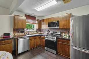 423 S 4th St, La Porte, TX 77571 - Photo 17