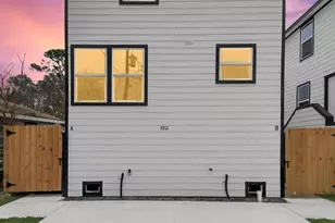 3912 Woolworth St, Houston, TX 77026 - Photo 1