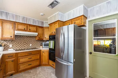 204 S Mattson Street, West Columbia, TX 77486 - Photo 11