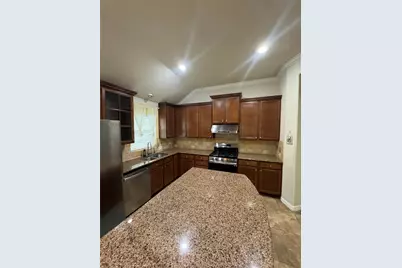11931 Green Colling Park Drive, Houston, TX 77047 - Photo 5