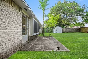 16923 Blackhawk Blvd, Friendswood, TX 77546 - Photo 23