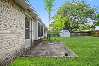 16923 Blackhawk Boulevard, Friendswood, TX 77546 - Photo 19
