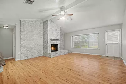 16923 Blackhawk Boulevard, Friendswood, TX 77546 - Photo 9