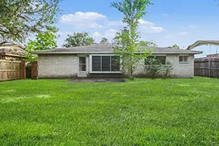 16923 Blackhawk Blvd, Friendswood, TX 77546 - Photo 25