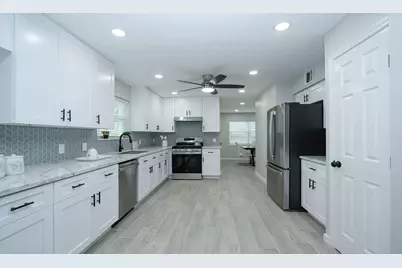 25607 Pecan Valley Circle, Spring, TX 77380 - Photo 19